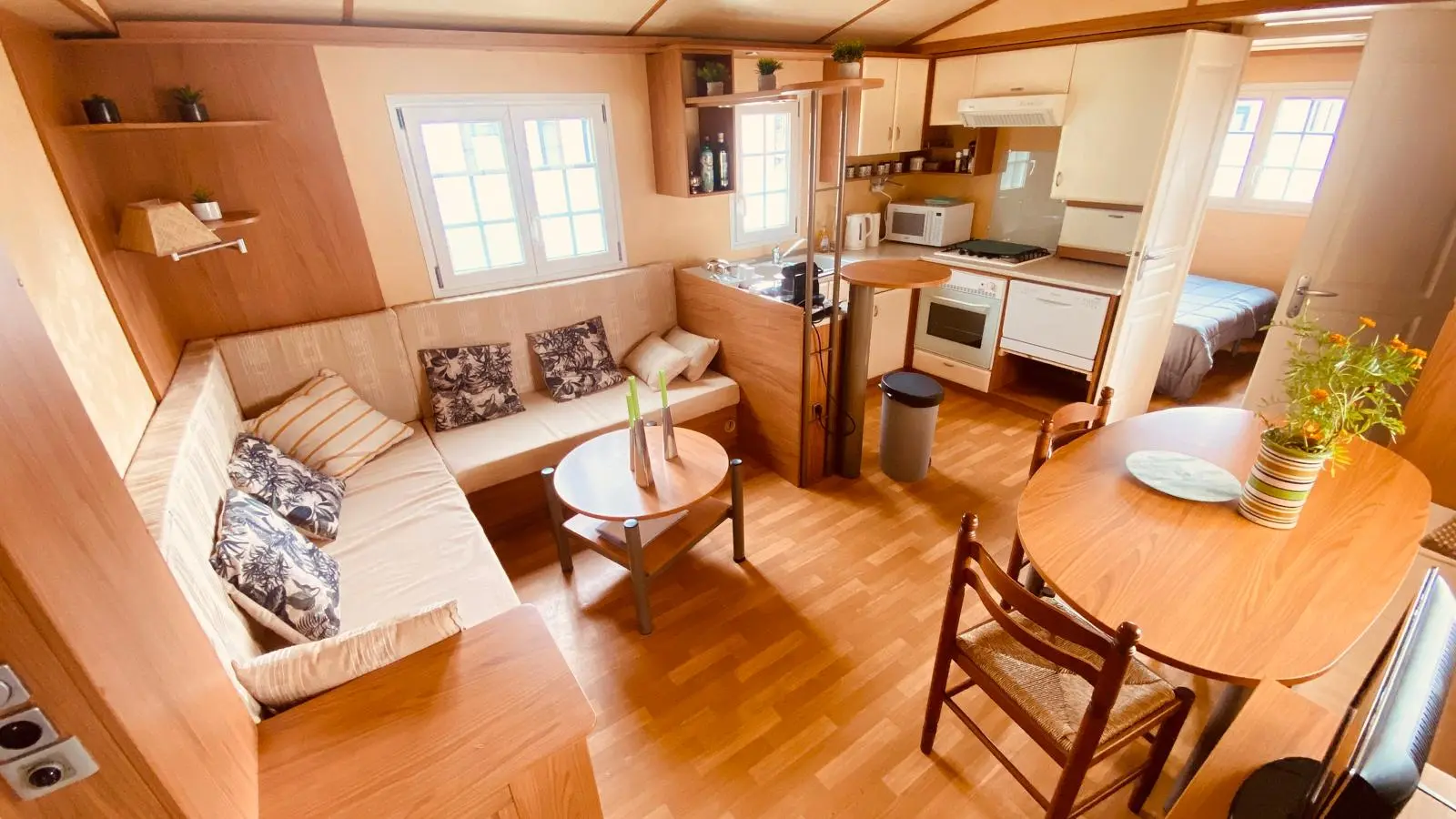 Salon et cuisine