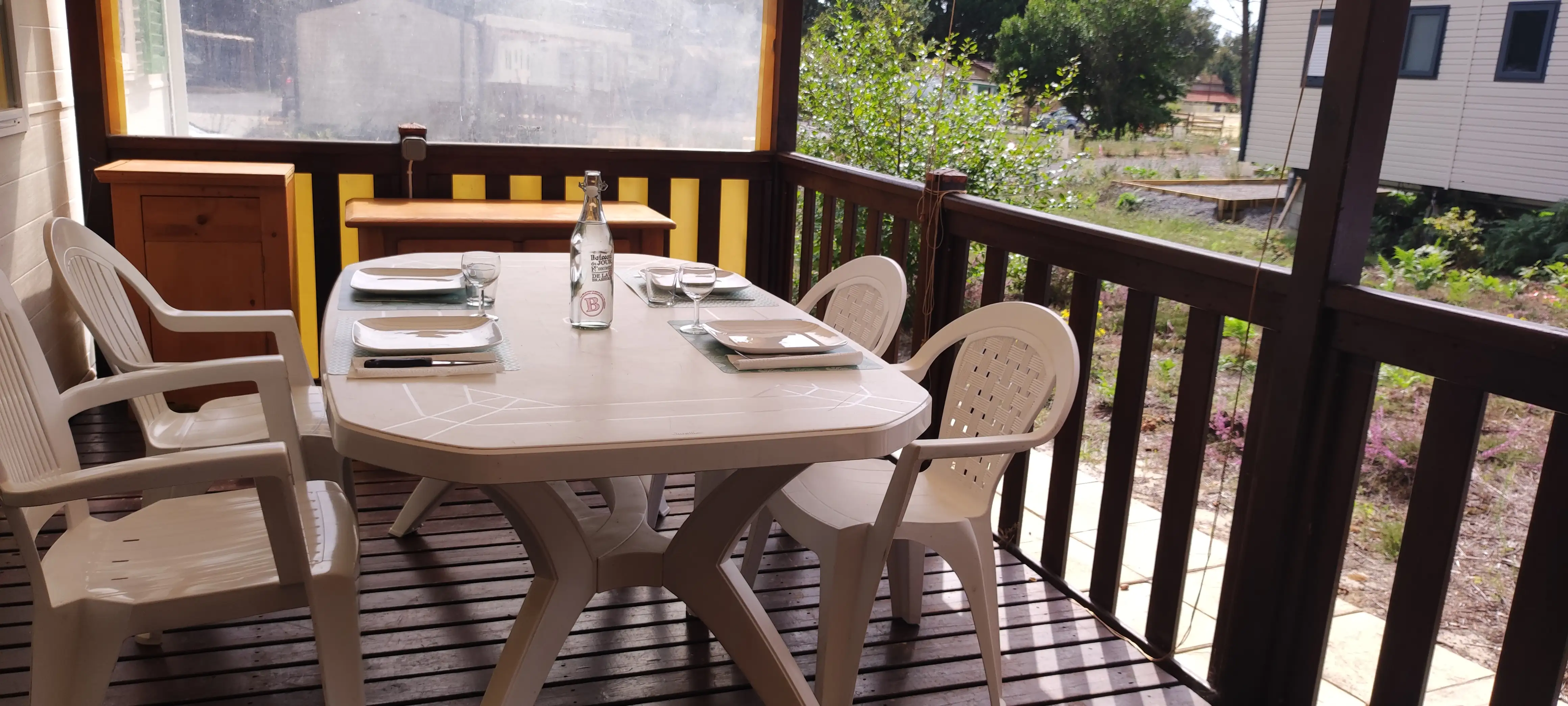 Terrasse sous le chêne